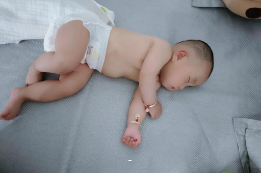 新昌宝宝短发型女